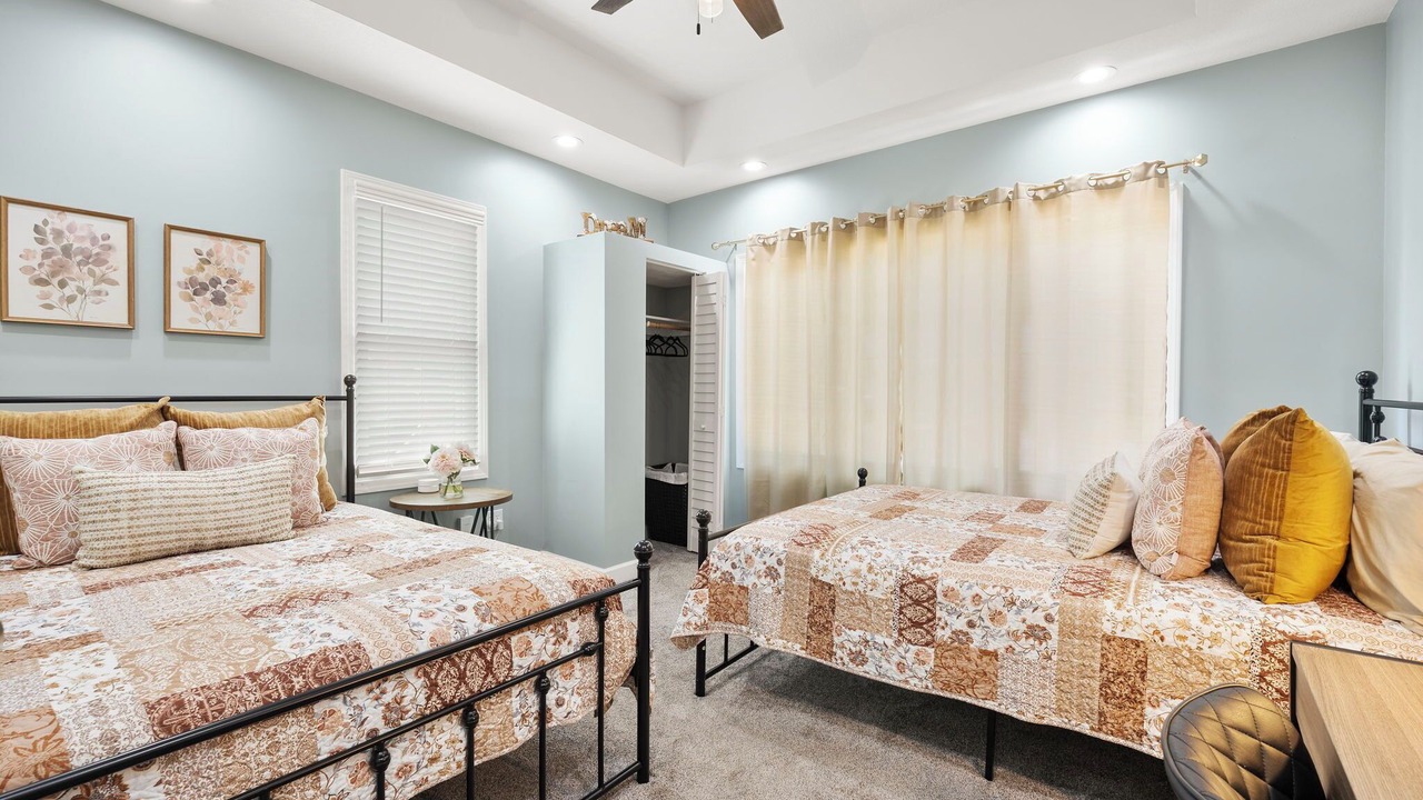 Photo of Bedroom in Riverview