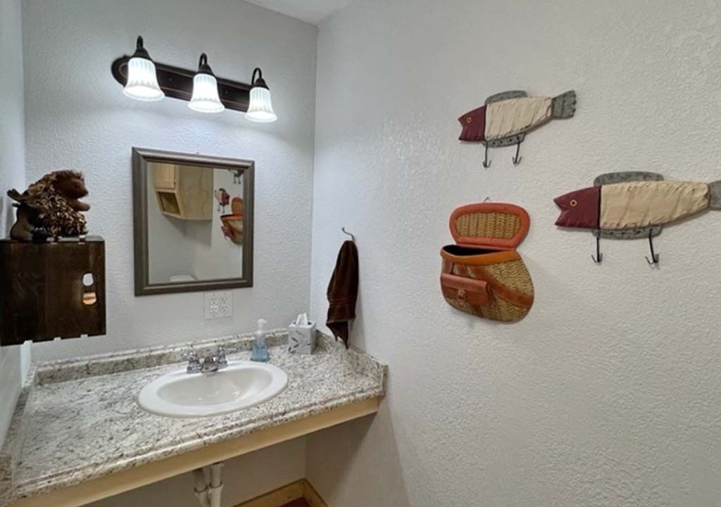 Photo of Bathroom in Capulin
