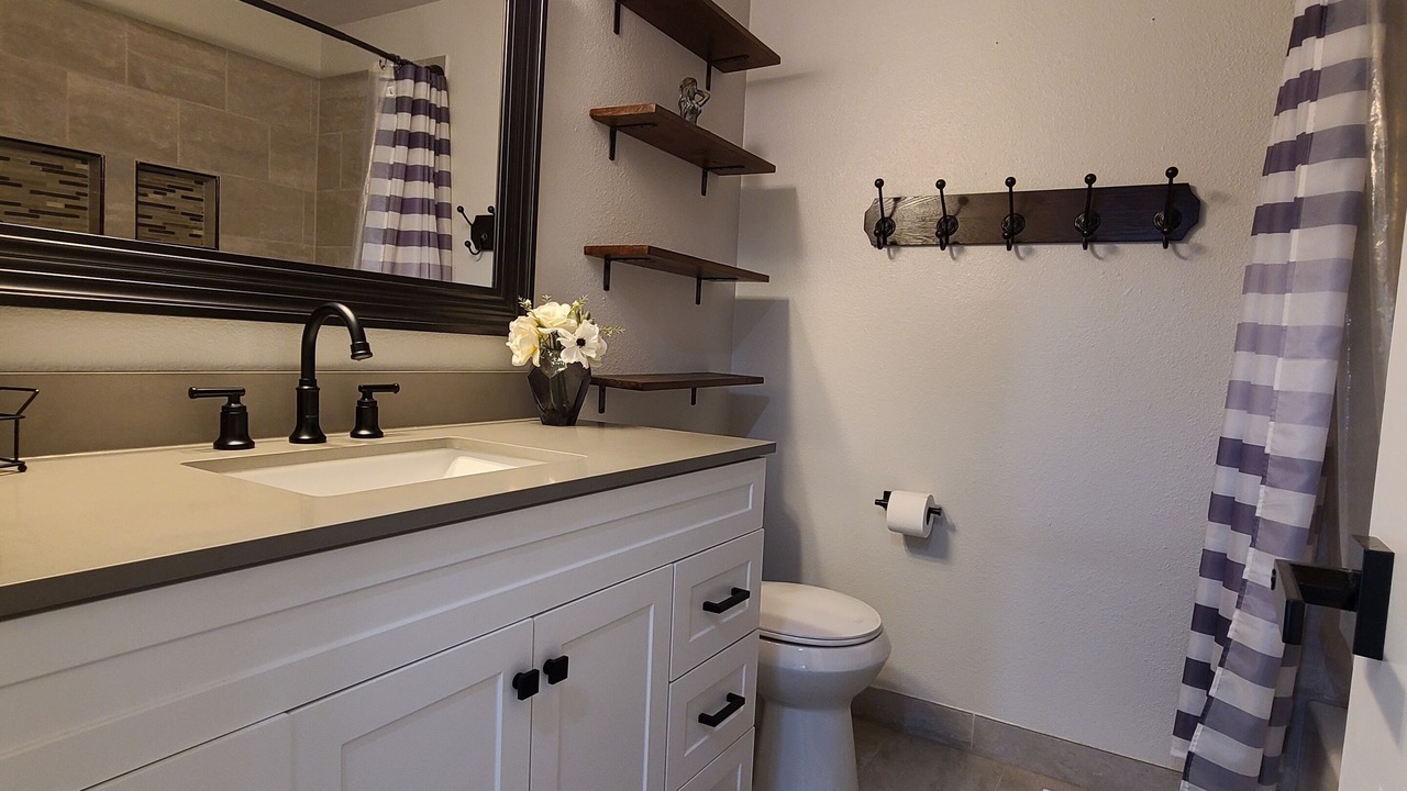 Photo of Bathroom in Loveland