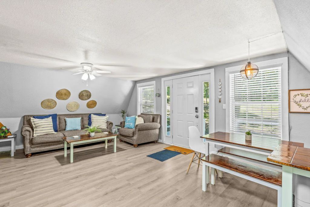 Photo of Livingroom in Eucha