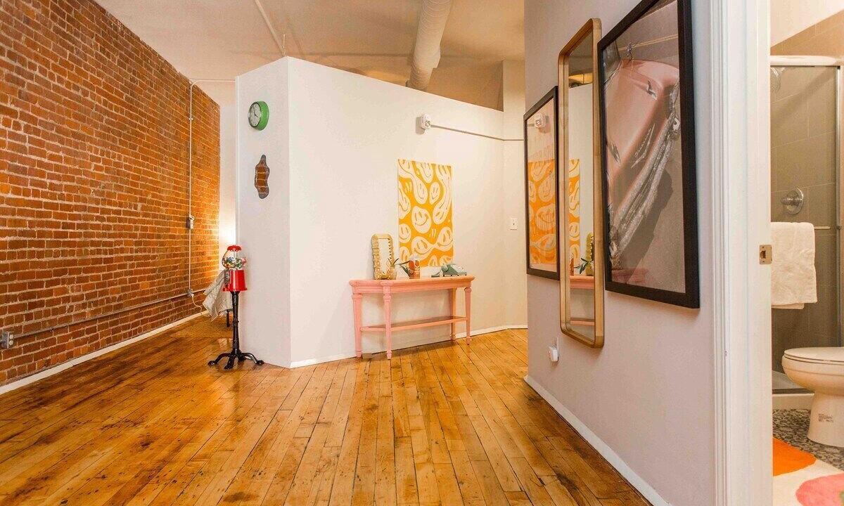 Photo of Bathroom in River Market