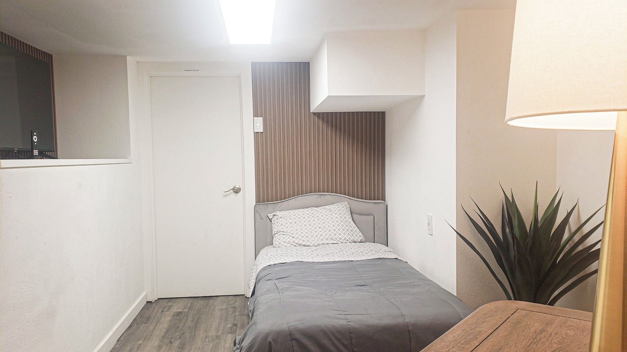 Photo of Bedroom in East Central