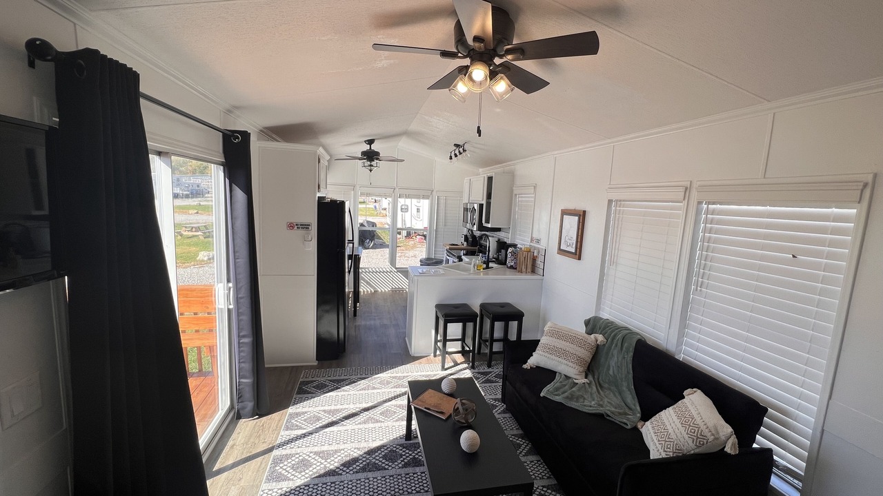 Photo of Livingroom in Archie