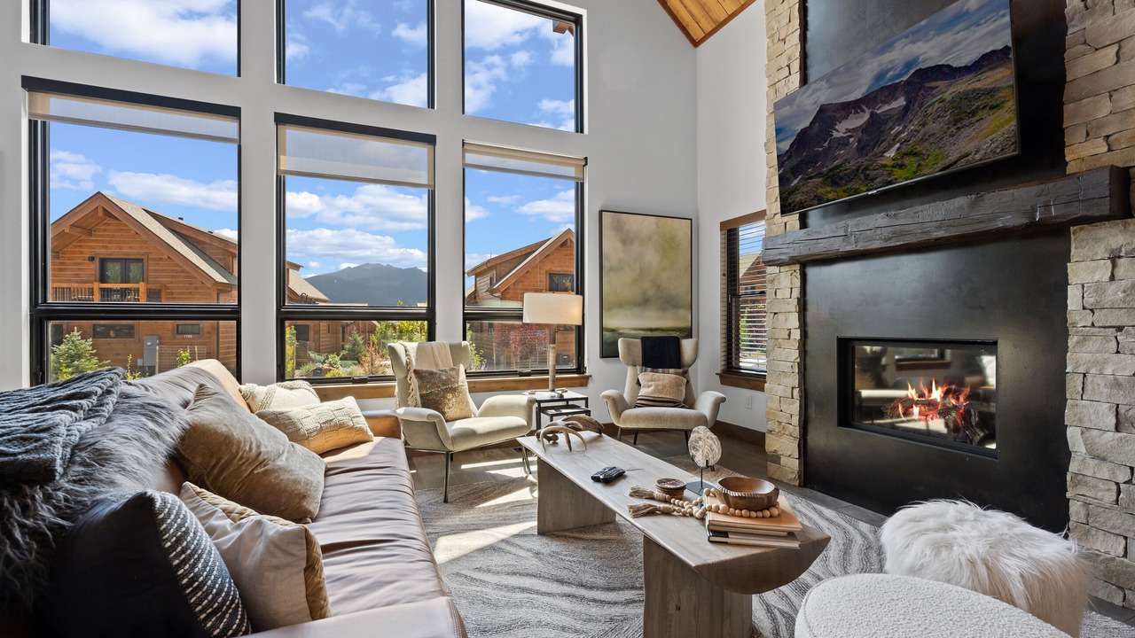 Photo of Livingroom in Estes Park