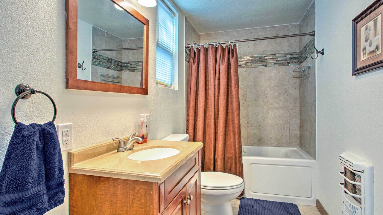 Photo of Bathroom in Waynoka