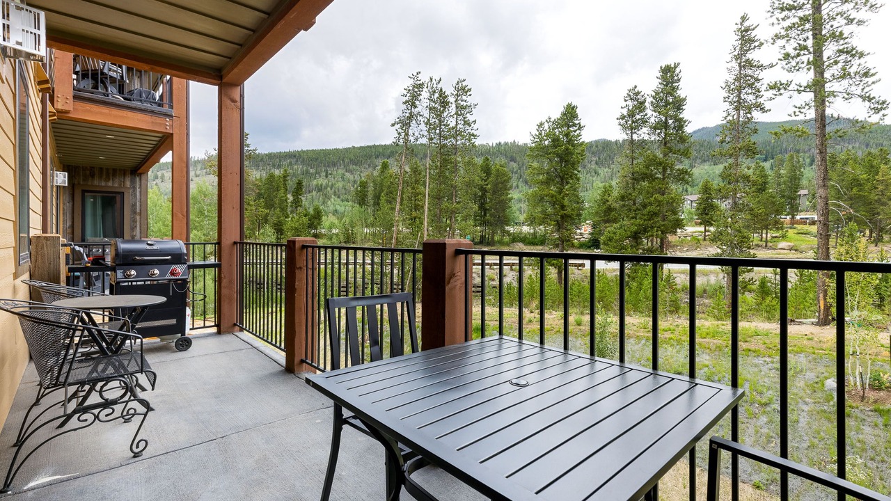 Photo of Outdoor in Lakeside Village