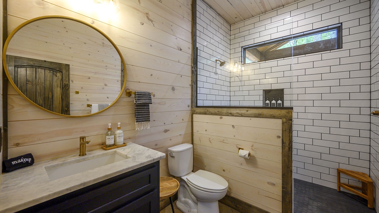 Photo of Bathroom in Pickens