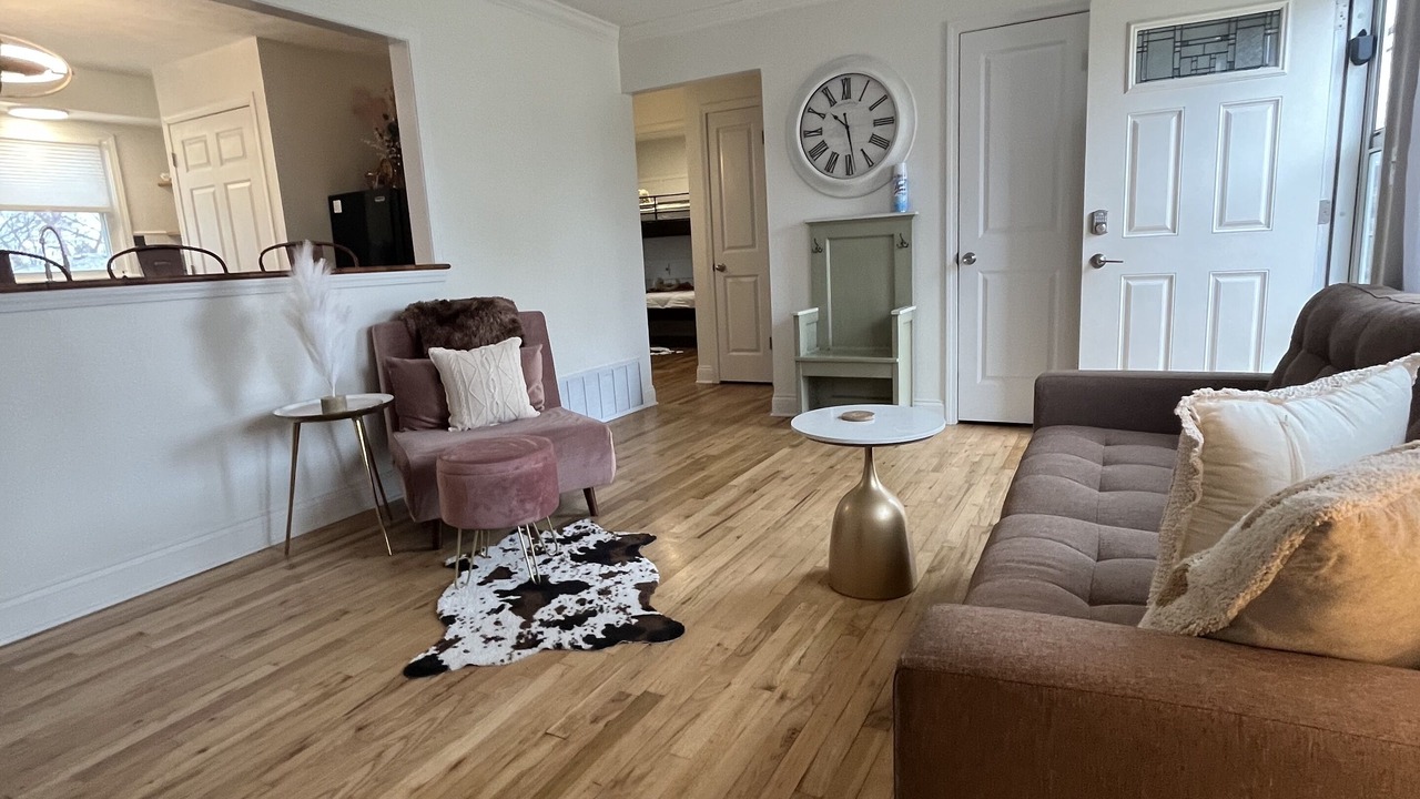 Photo of Livingroom in Omaha