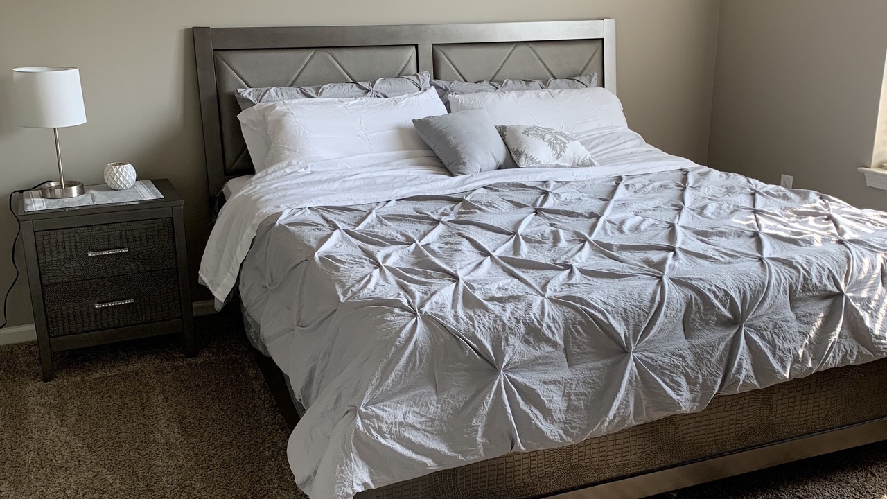 Photo of Bedroom in Overland Park