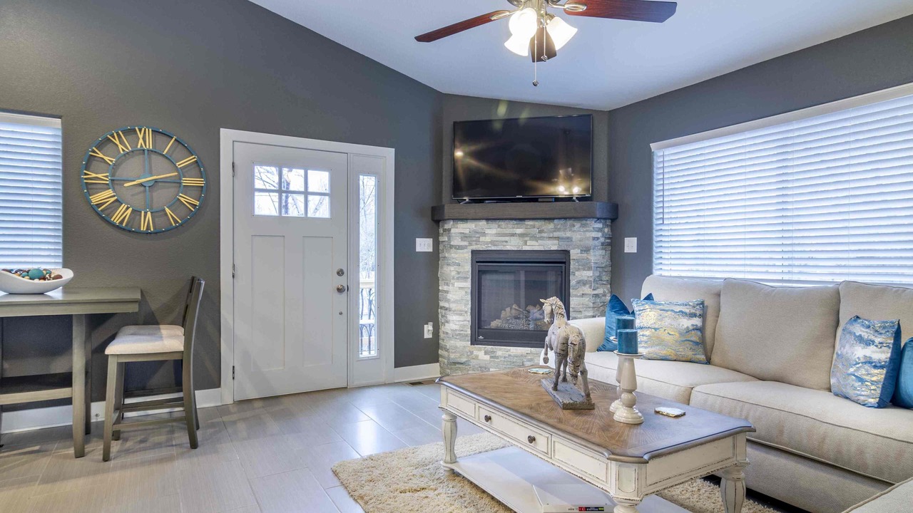 Photo of Livingroom in West Colorado Springs