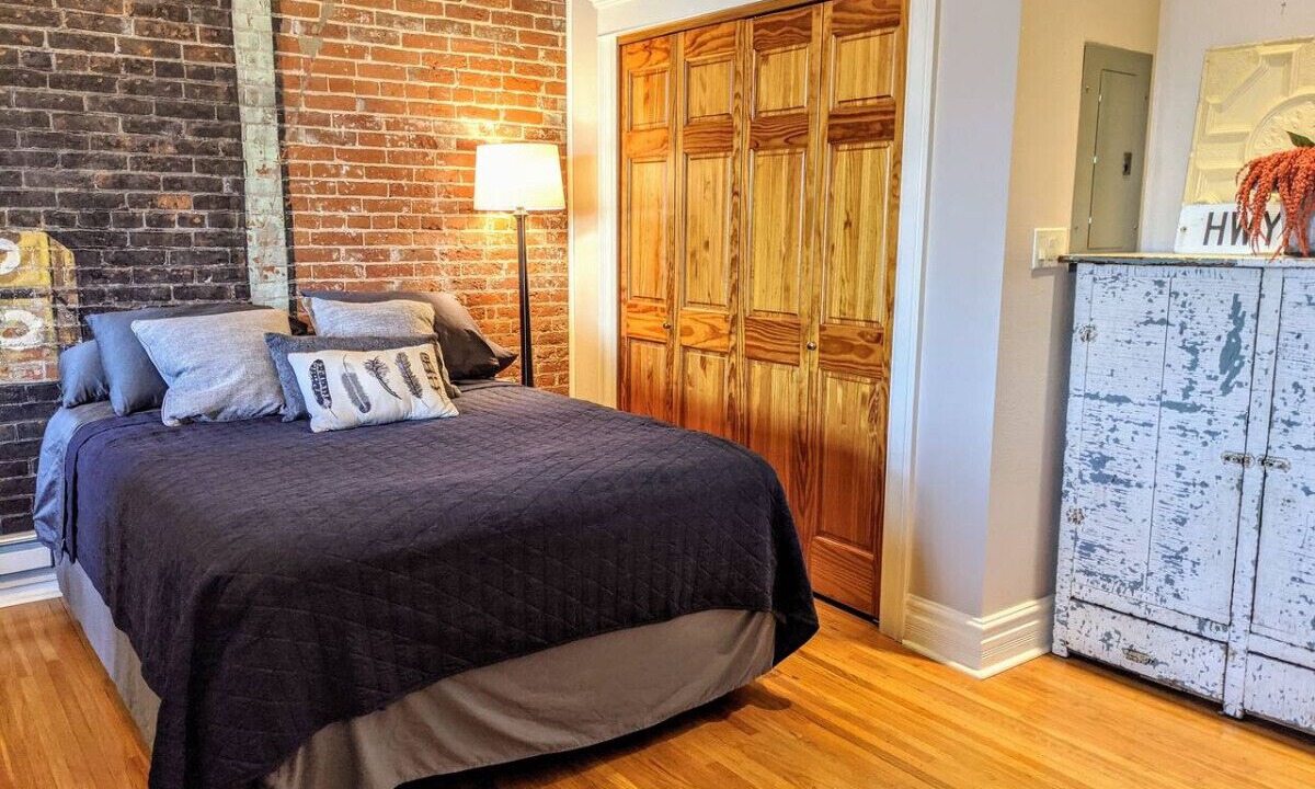 Photo of Bedroom in Waverly