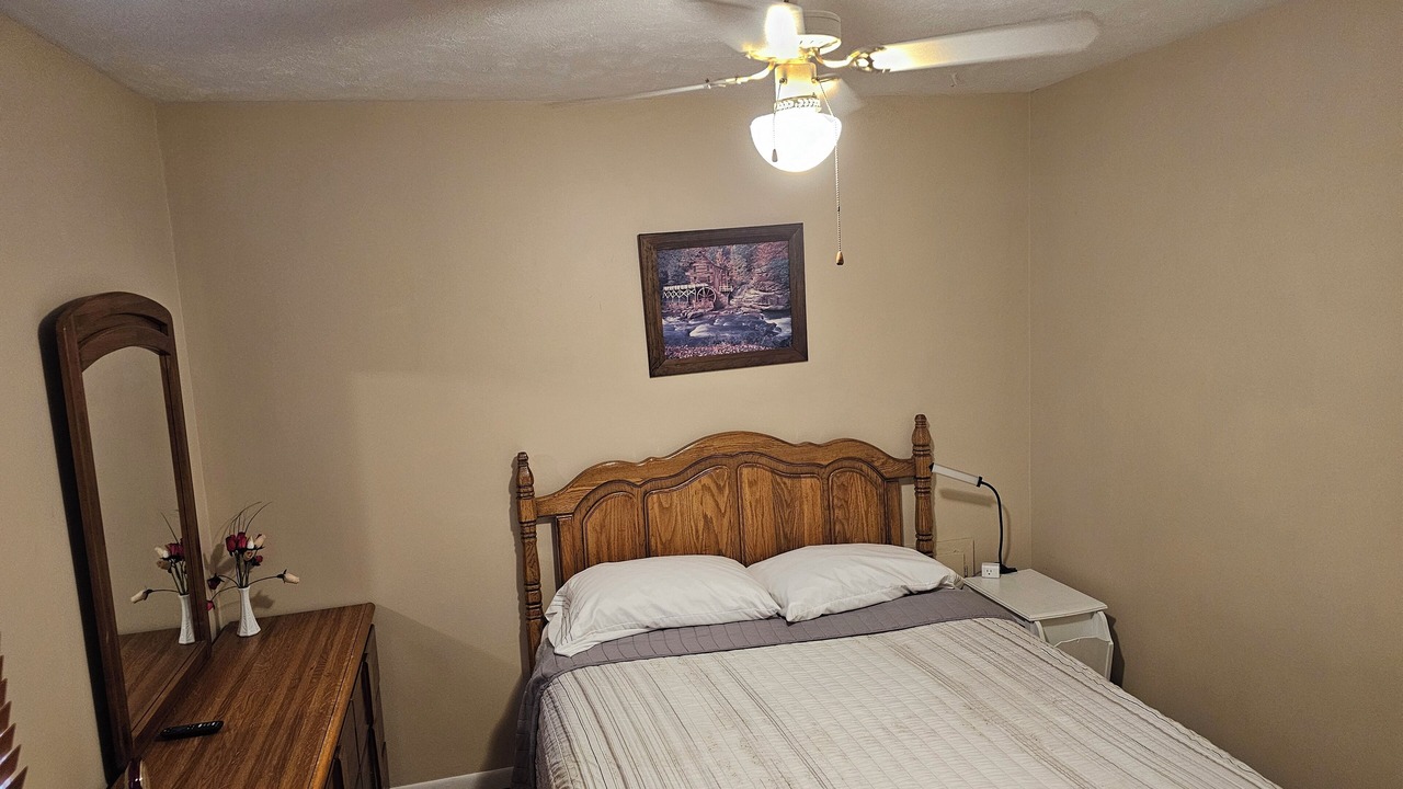 Photo of Bedroom in Millard