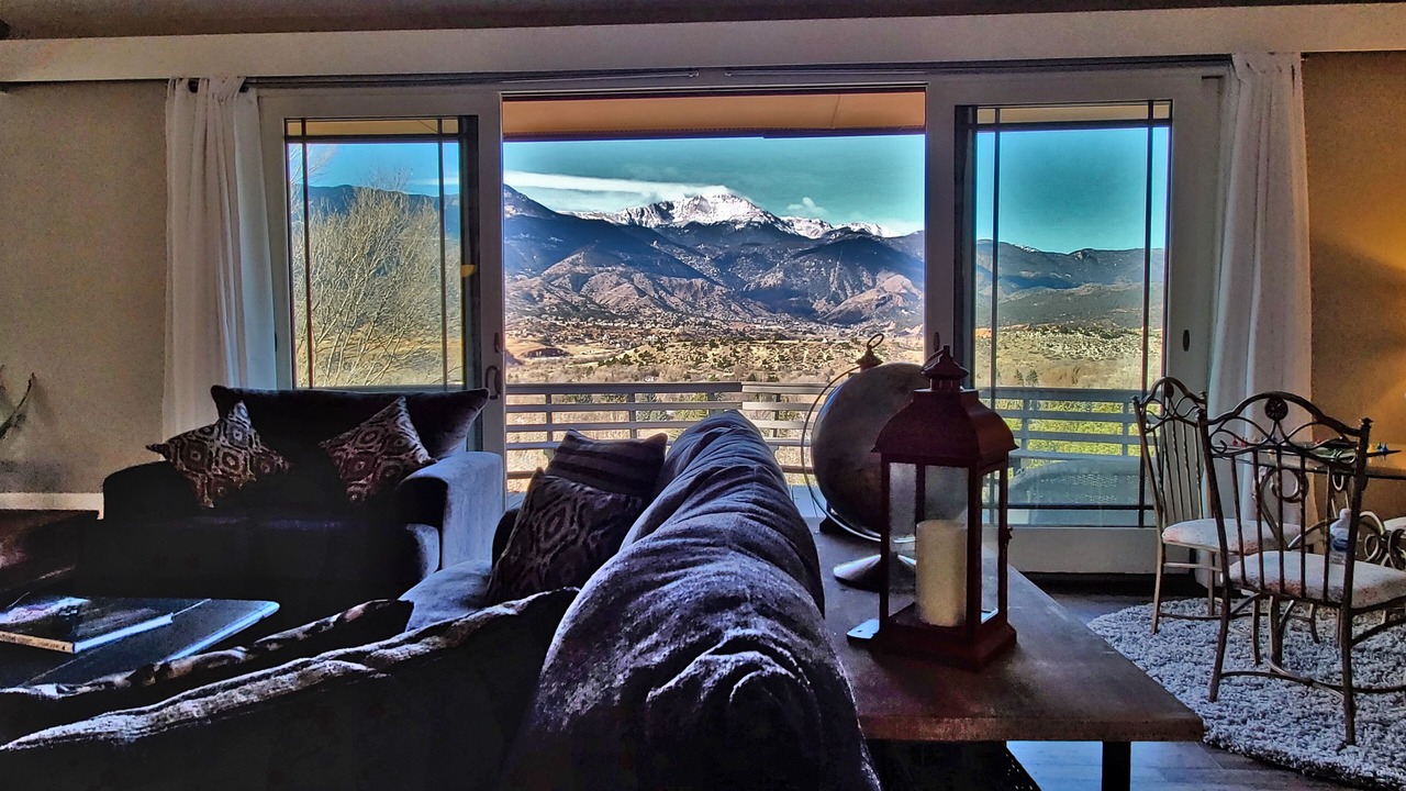 Photo of Livingroom in West Colorado Springs
