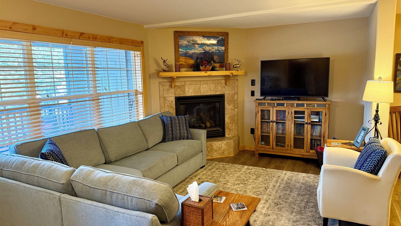 Photo of Livingroom in Estes Park