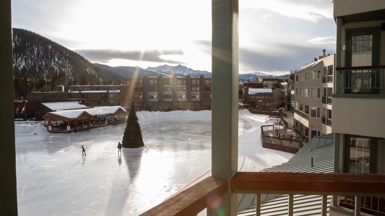 Photo of Outdoor in Lakeside Village
