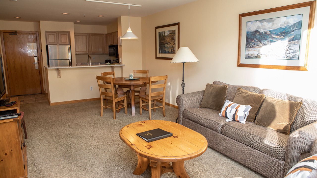Photo of Bedroom in Lakeside Village