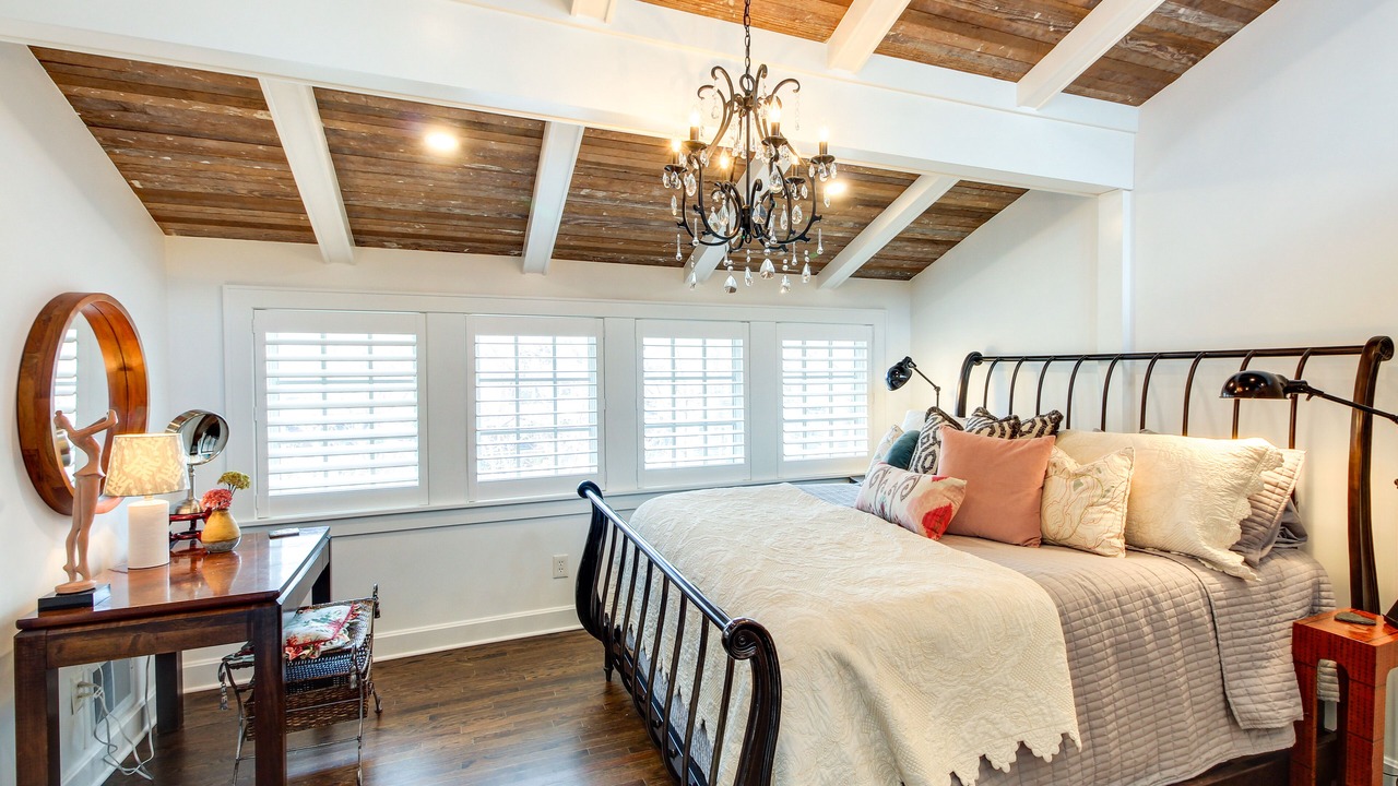 Photo of Bedroom in South Kansas City