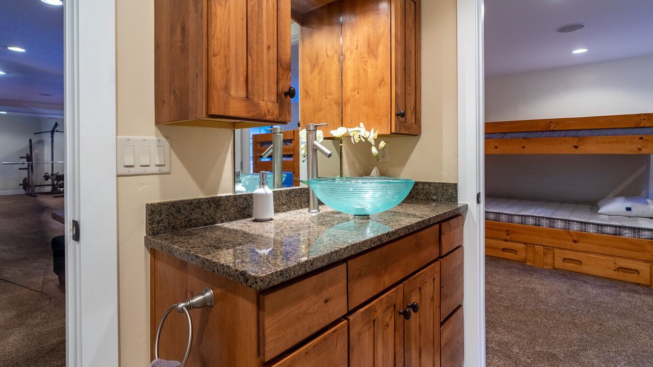 Photo of Bathroom in Eden