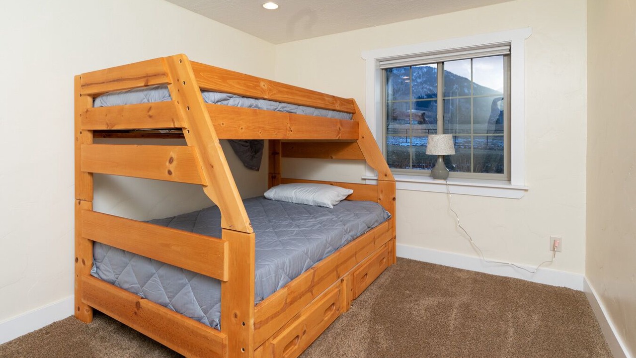 Photo of Bedroom in Eden