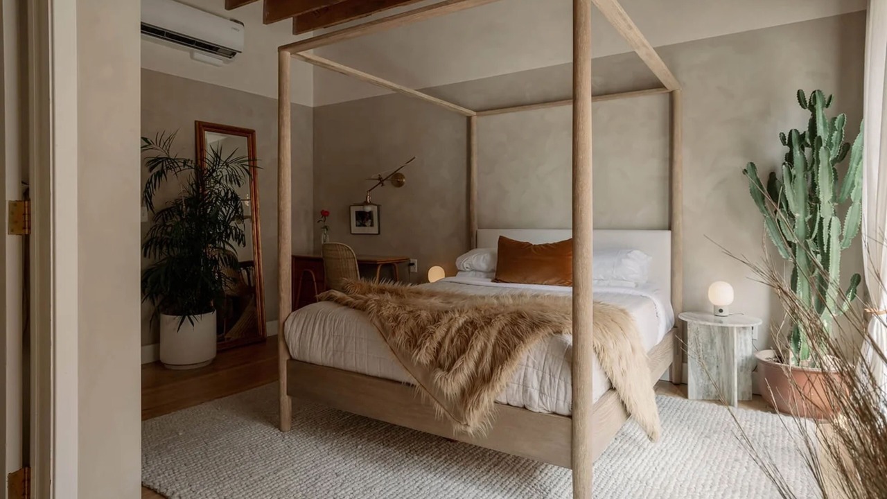 Photo of Bedroom in Crossroads Arts District