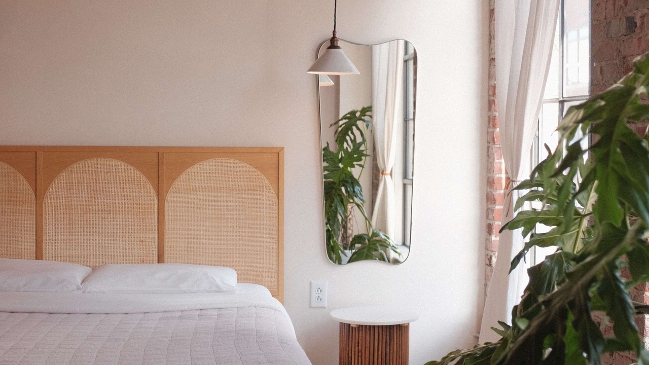 Photo of Bedroom in Crossroads Arts District