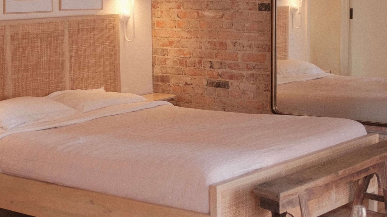 Photo of Bedroom in Crossroads Arts District