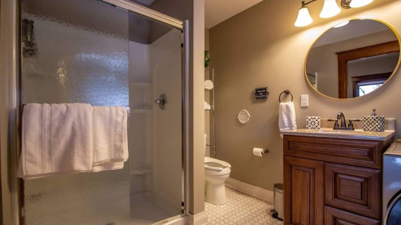 Photo of Bathroom in Cedar Rapids