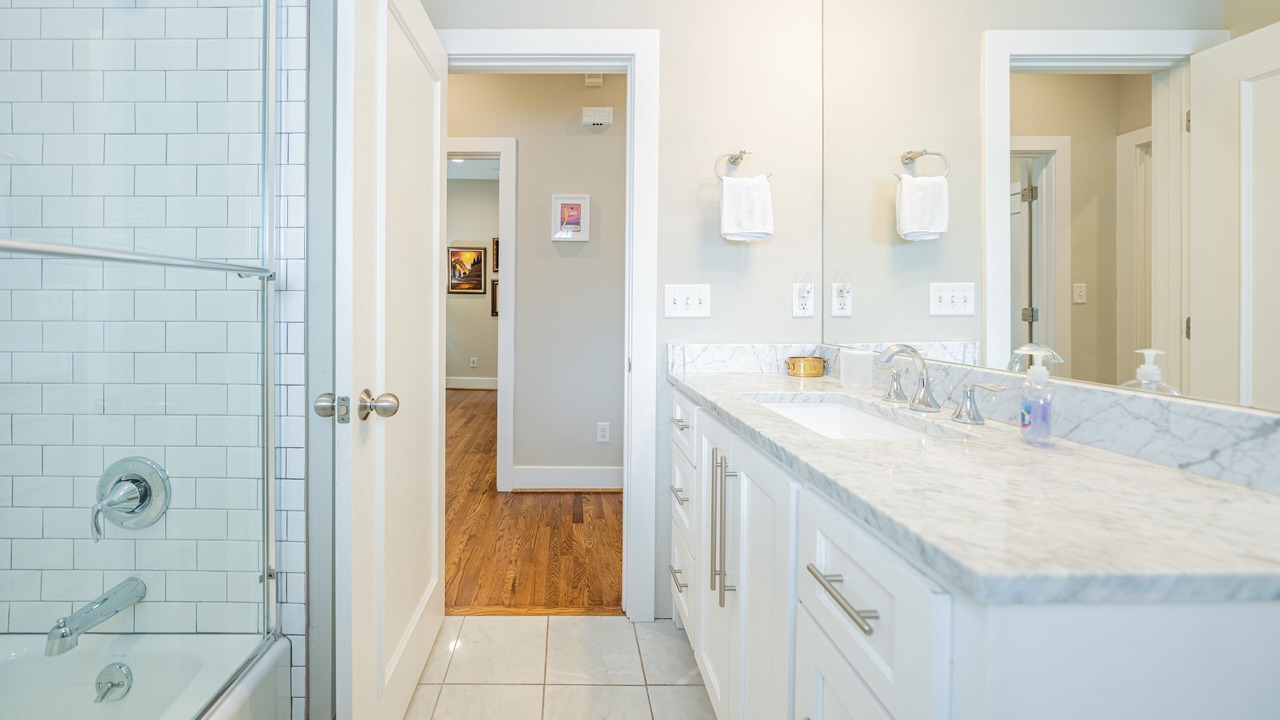 Photo of Bathroom in Southmoreland