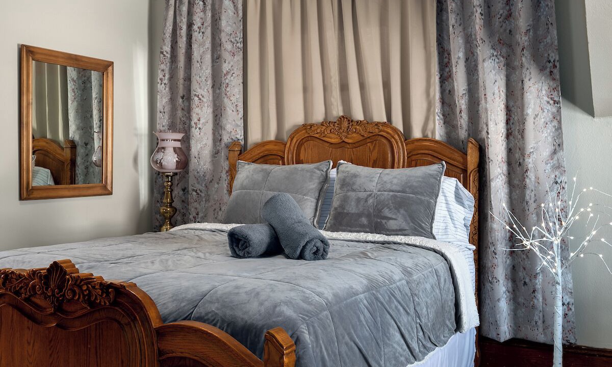 Photo of Bedroom in Old Town