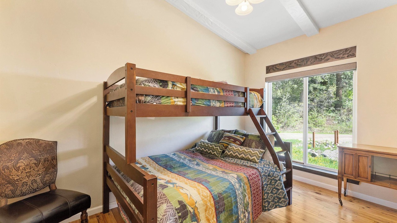 Photo of Bedroom in San Juan River Village