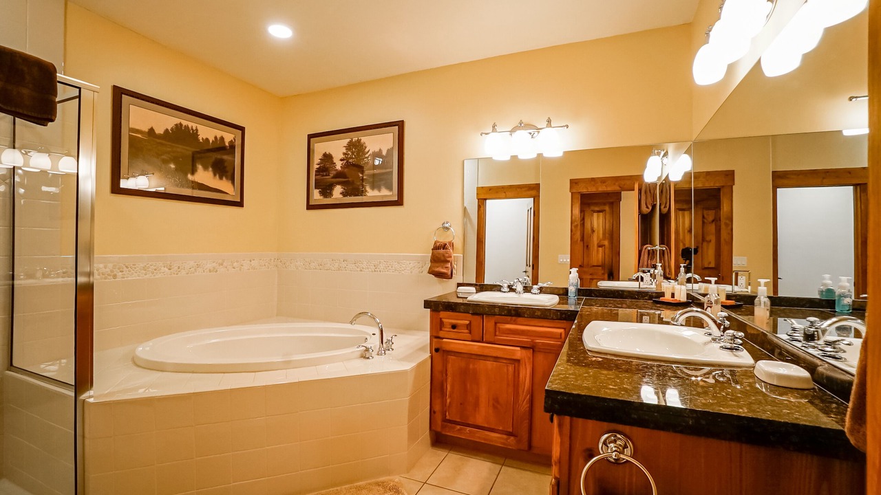 Photo of Bathroom in Baldy Mountain