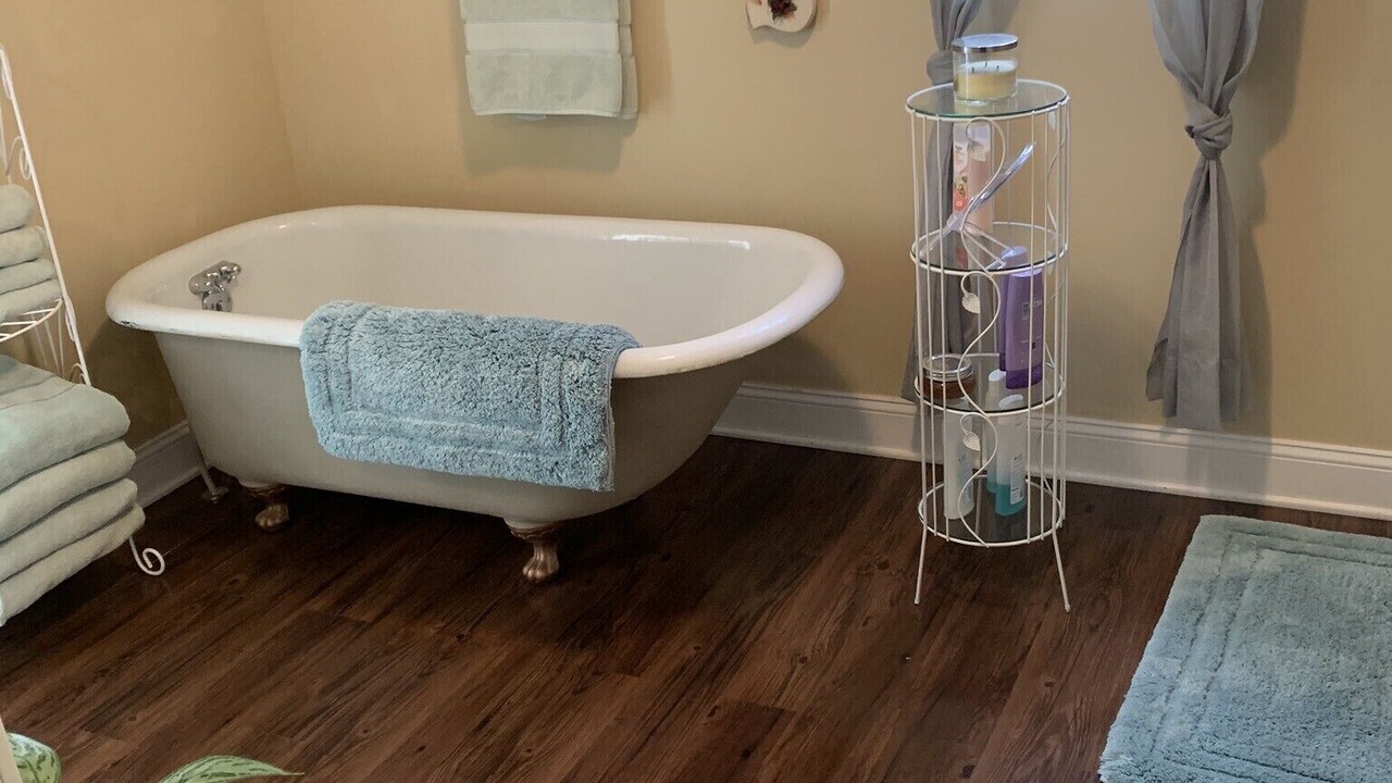 Photo of Bathroom in Emporia