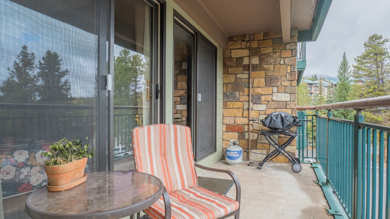 Photo of Patio Balcony in Peak 9