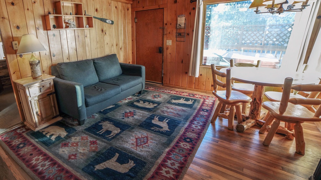 Photo of Livingroom in Estes Park