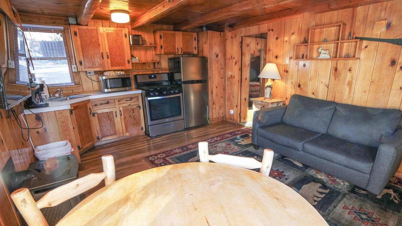Photo of Livingroom in Estes Park