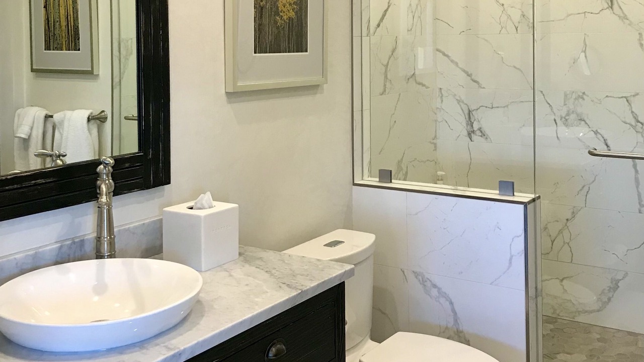 Photo of Bathroom in Burns