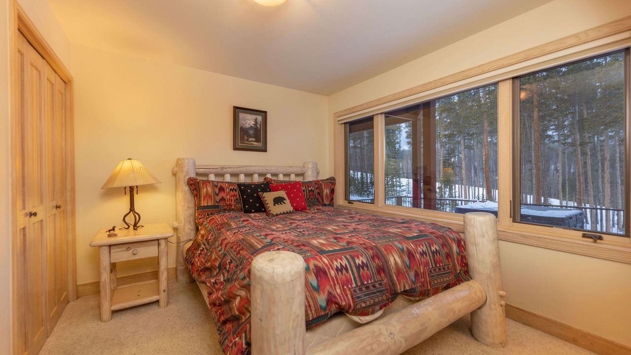 Photo of Bedroom in Warrior's Mark West