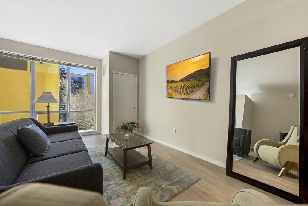Photo of Livingroom in Crossroads Arts District