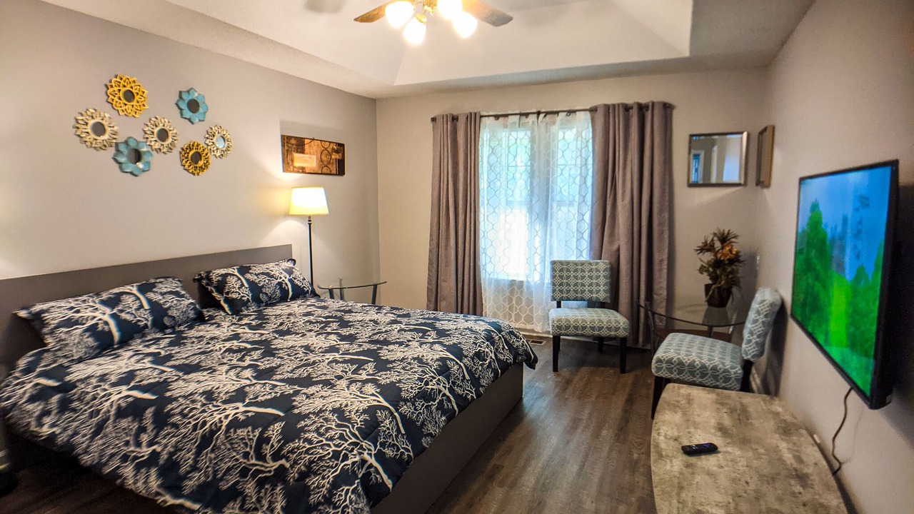 Photo of Bedroom in Overland Park