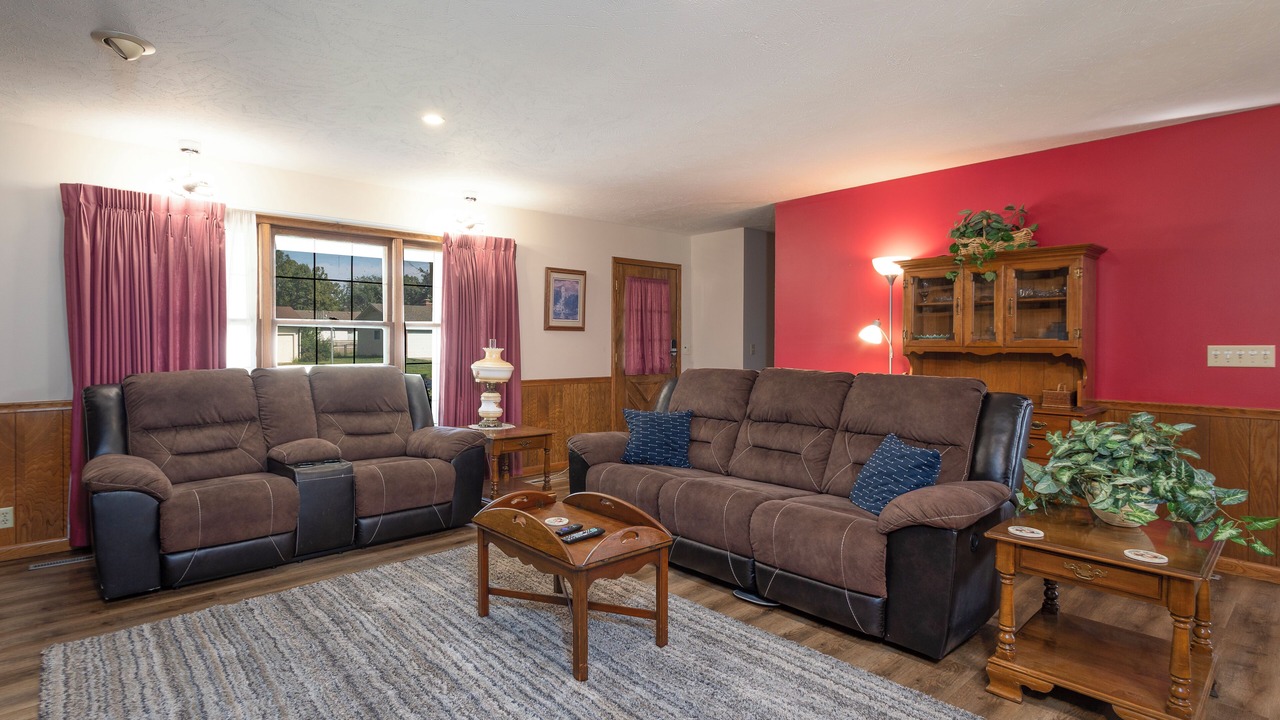Photo of Livingroom in McPherson