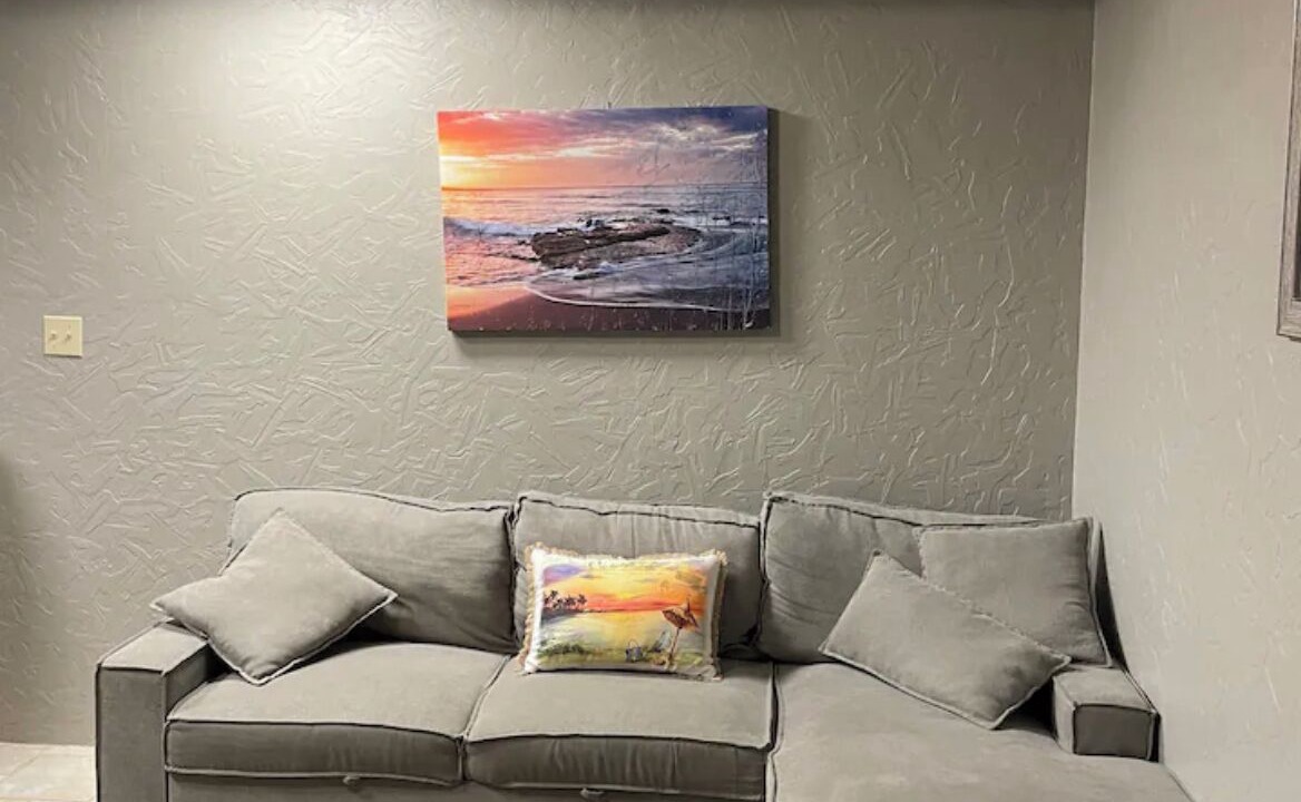 Photo of Livingroom in Ellsworth County