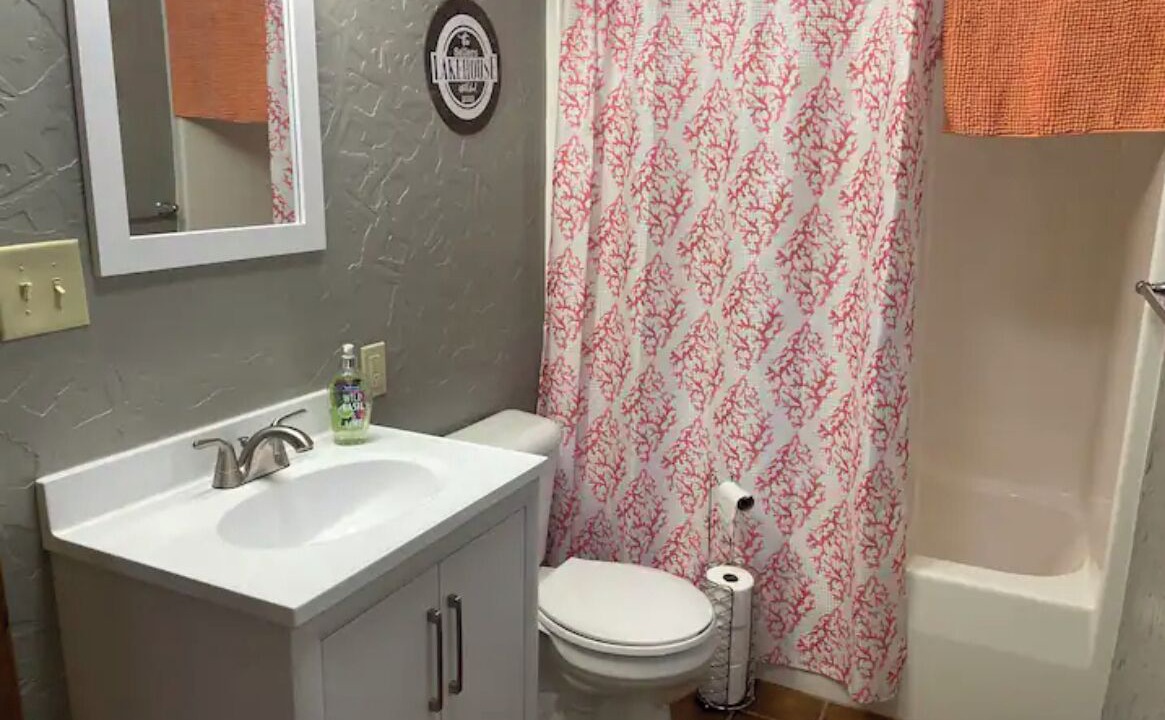 Photo of Bathroom in Ellsworth County