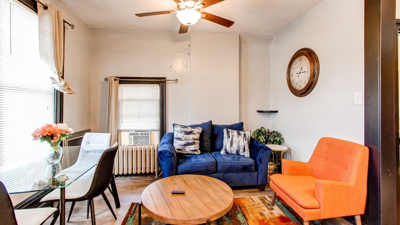 Photo of Livingroom in Capitol Hill