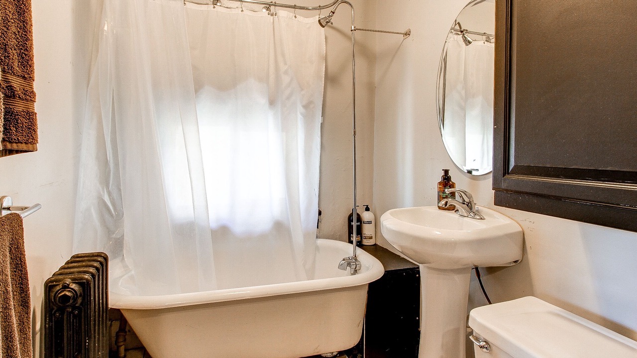 Photo of Bathroom in Capitol Hill