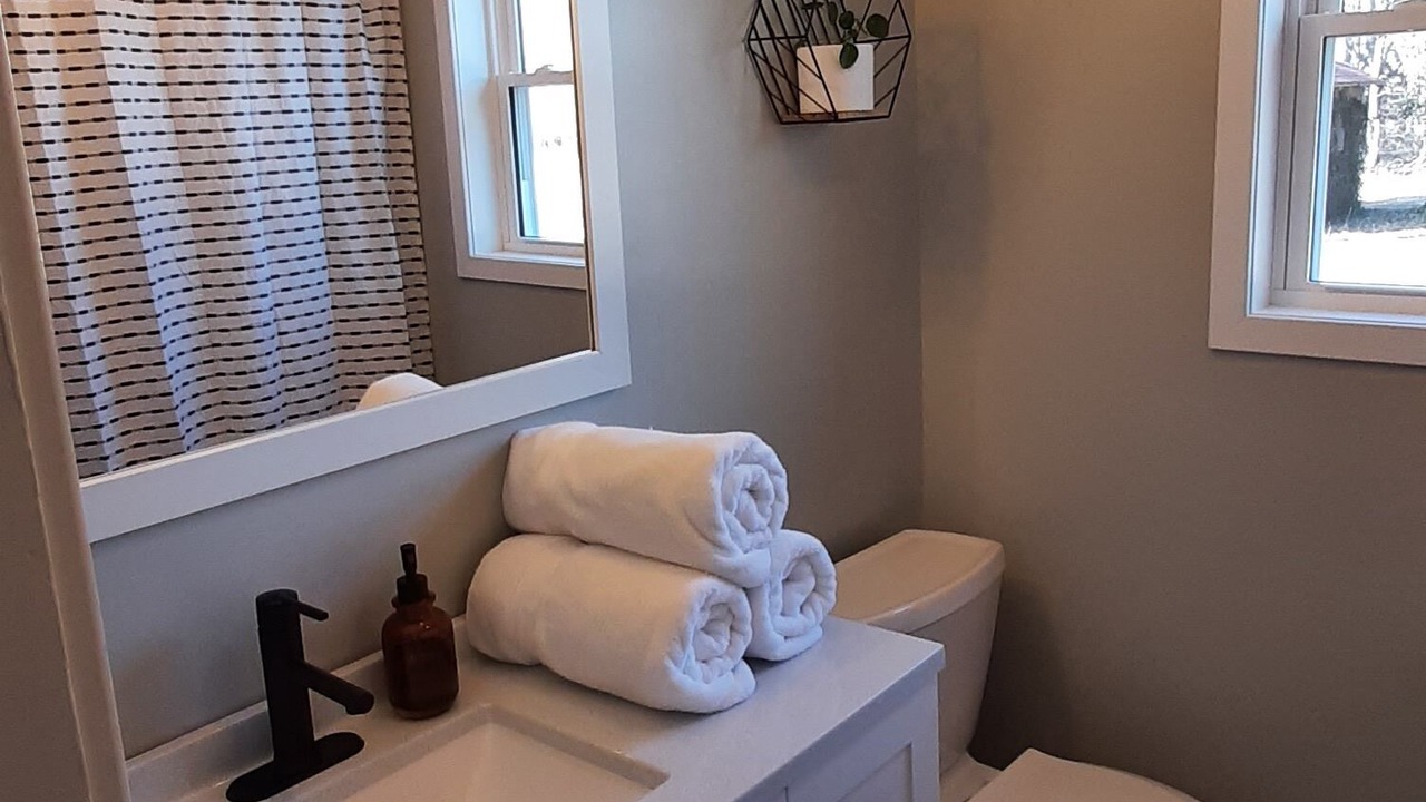 Photo of Bathroom in Roxbury