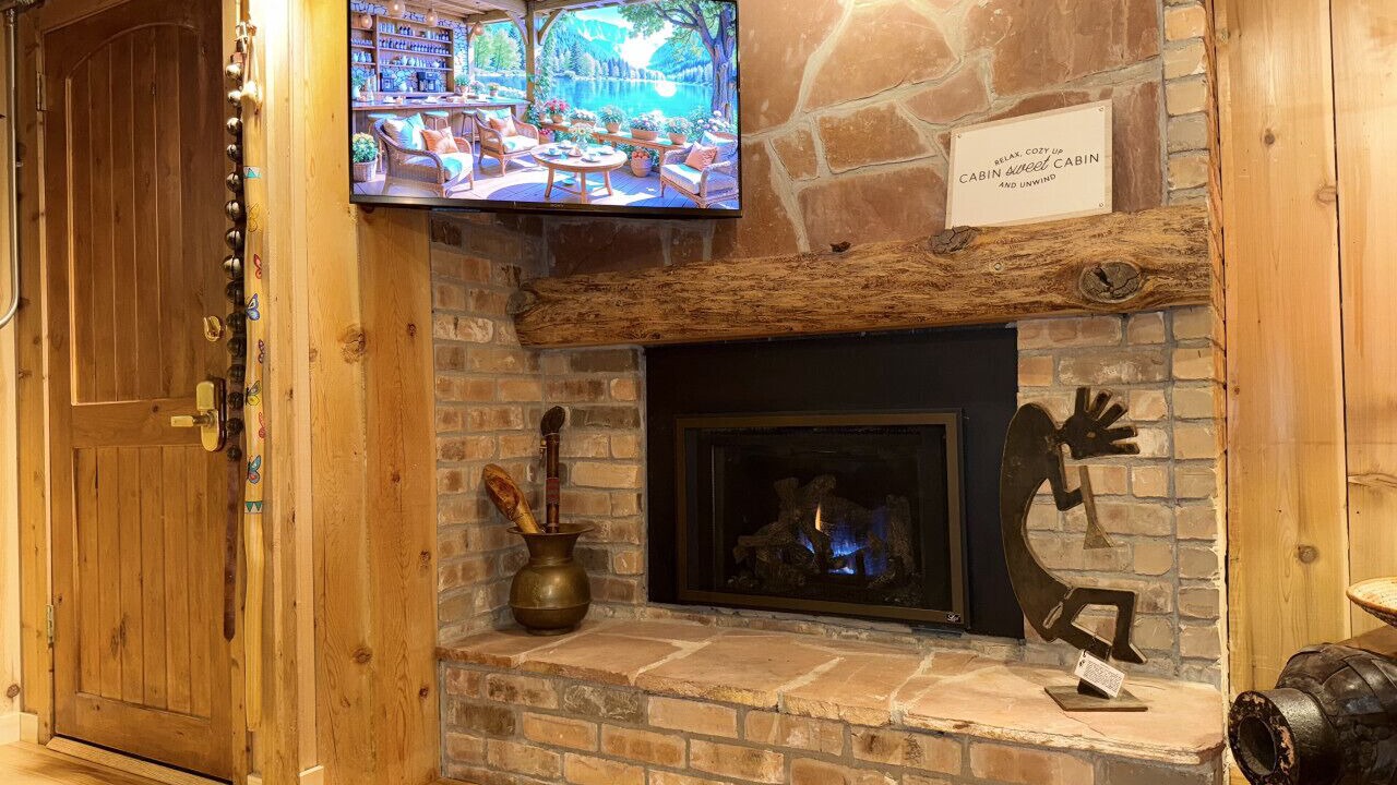 Photo of Livingroom in Sundance