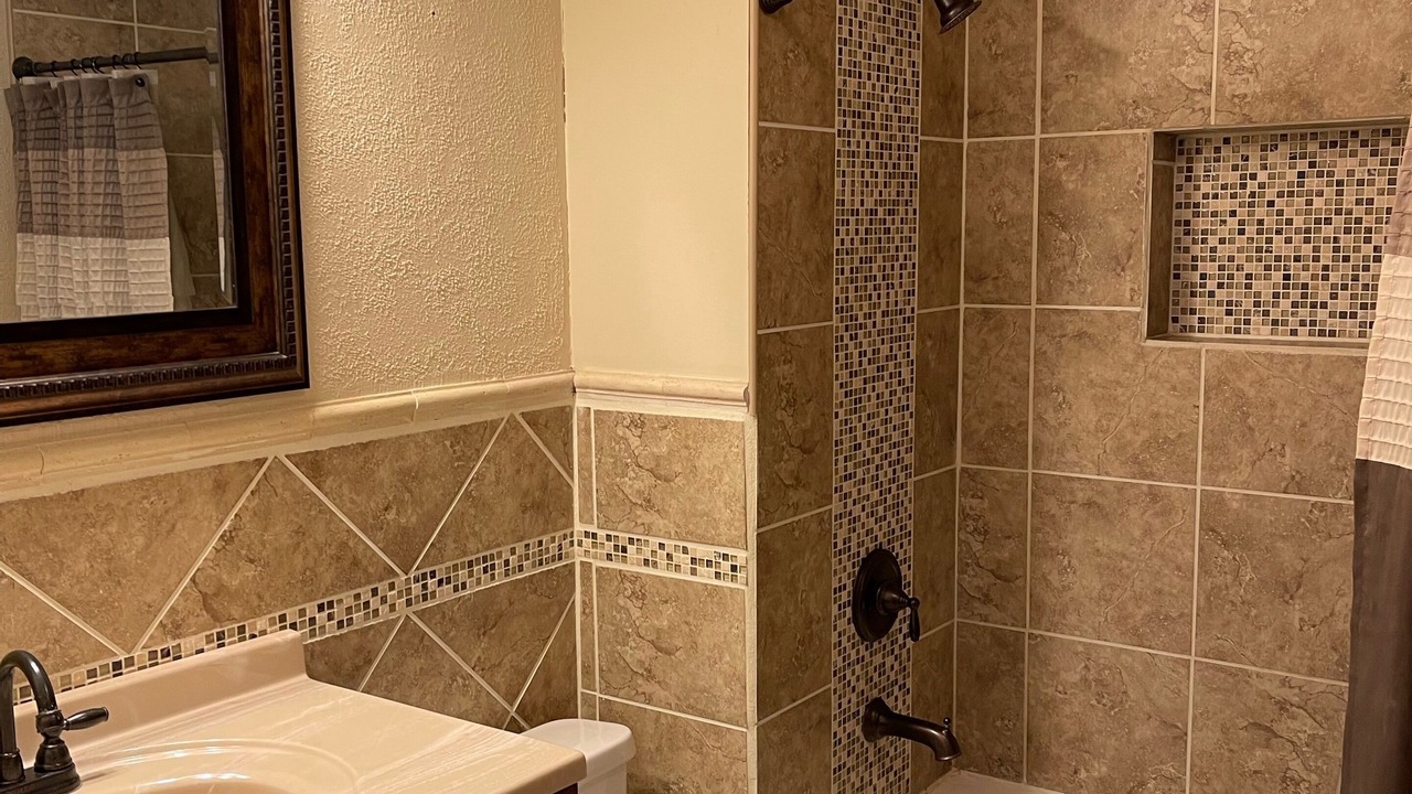 Photo of Bathroom in Hoisington