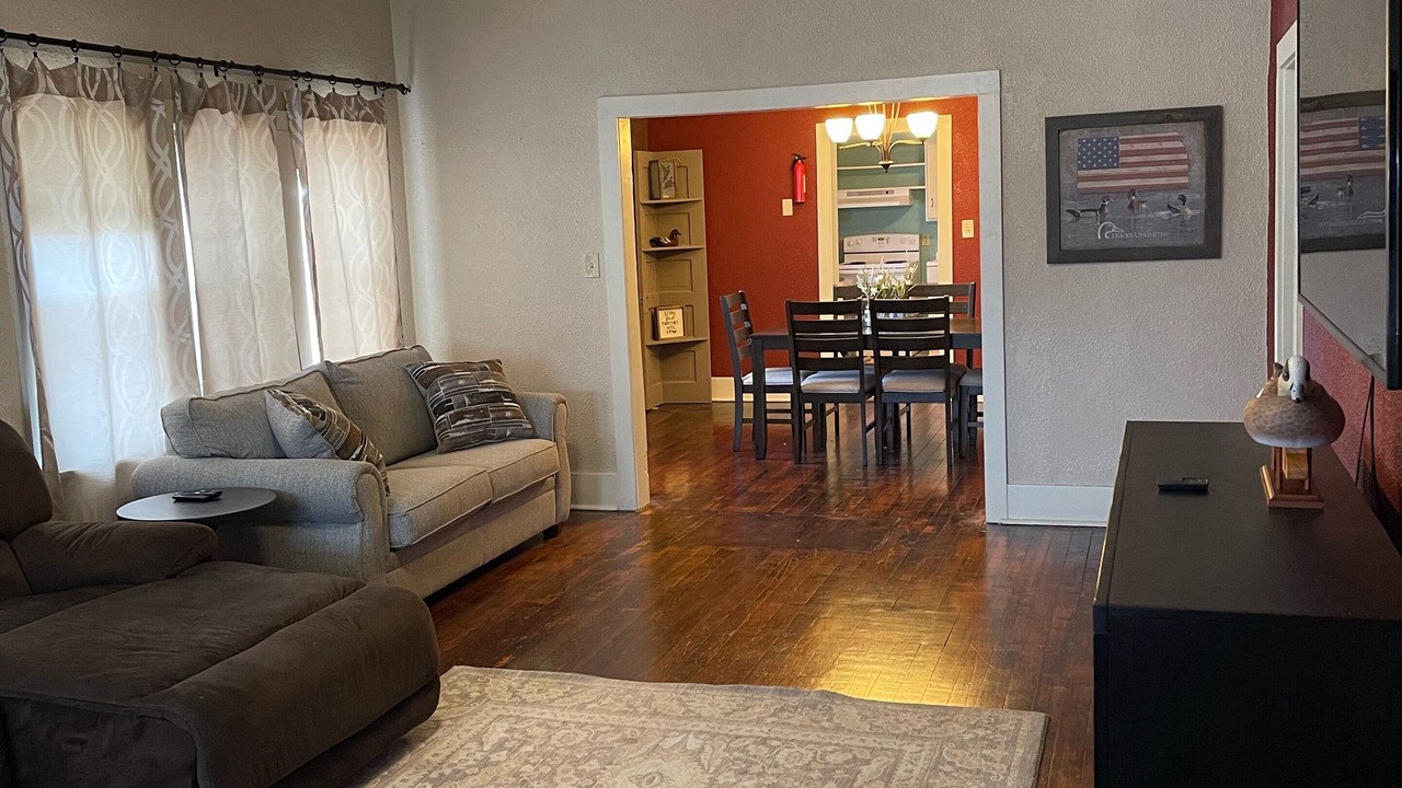 Photo of Livingroom in Hoisington