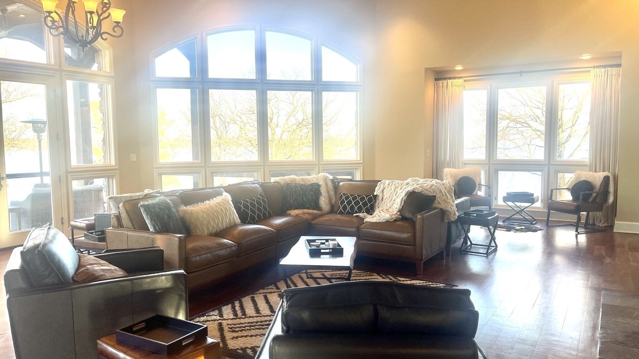 Photo of Livingroom in Dennis