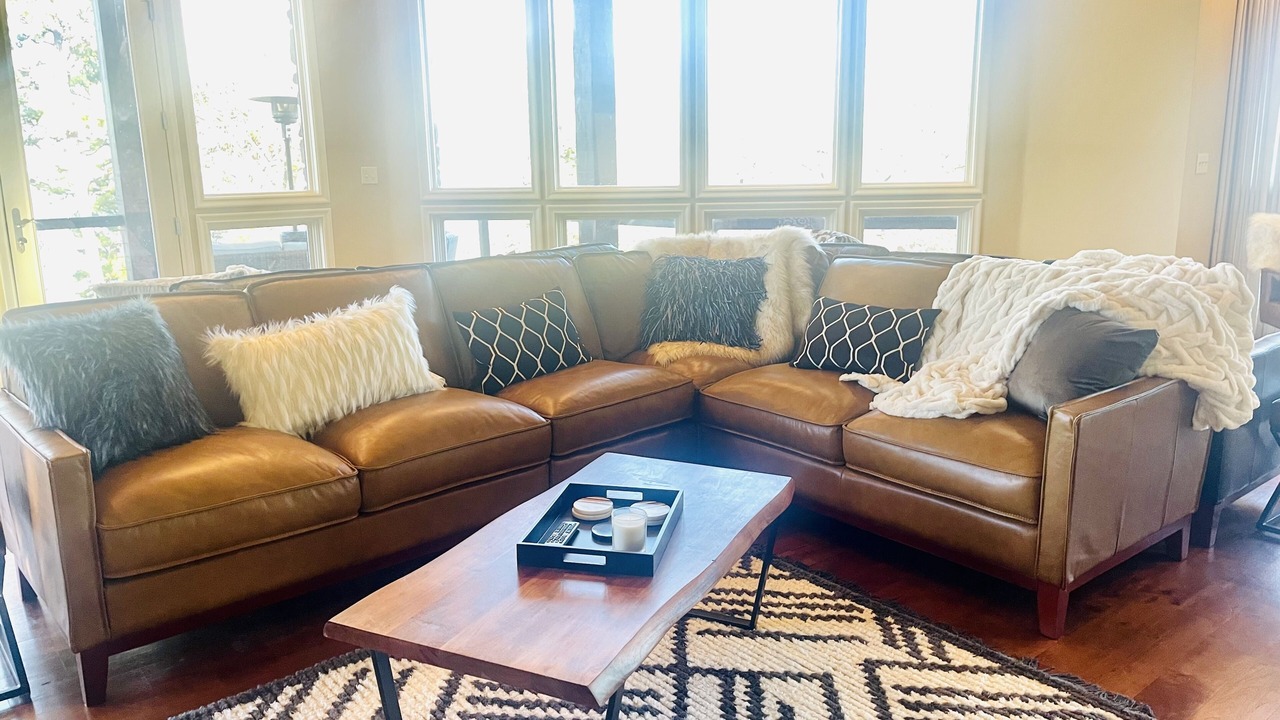 Photo of Livingroom in Dennis